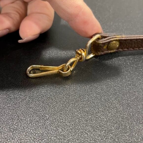 Louis Vuitton Bag Strap with Shoulder Pad in Monogram Coated Canvas (116602-2) - Picture 5 of 5